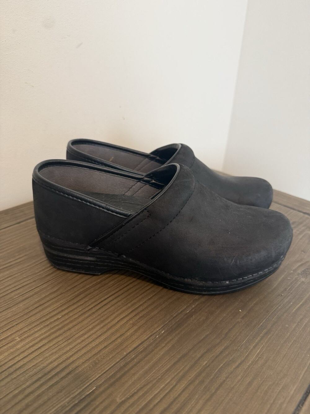 DANSKO XP WATERPROOF PULL UP WOMEN SLIP RESIST Clogs Black 38W US 7.5 8